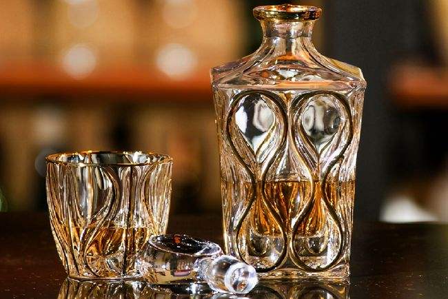 威士忌酒進(jìn)口報(bào)關(guān)注意事項(xiàng)以及資質(zhì) 威士忌酒進(jìn)口報(bào)關(guān)注意事項(xiàng)以及資質(zhì)