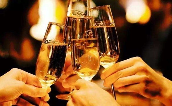 起泡酒進(jìn)口清關(guān)所需要的流程及其注意事項(xiàng) 起泡酒進(jìn)口清關(guān)所需要的流程及其注意事項(xiàng)